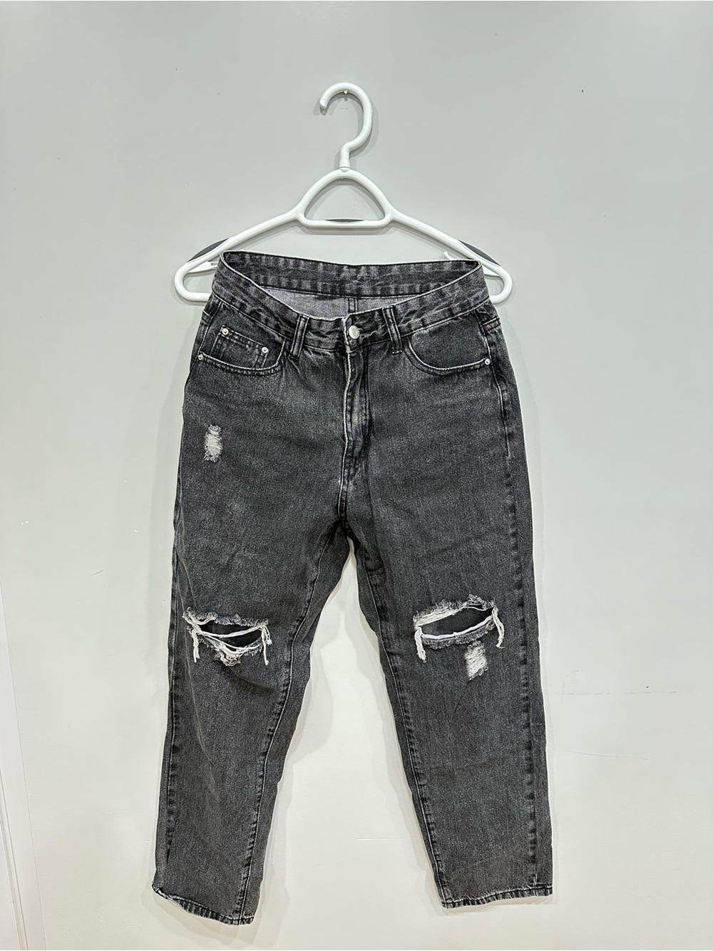 SHEIN distressed black/dark grey jeans size M